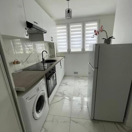 Appartement 2 Pieces, Salon Et Chambre, 44M2 Refait A Neuf Clichy Zewnętrze zdjęcie