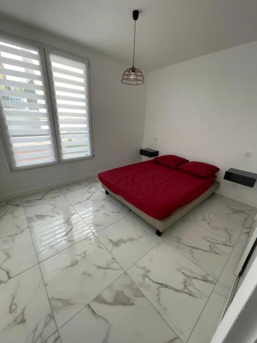 Appartement 2 Pieces, Salon Et Chambre, 44M2 Refait A Neuf Clichy Zewnętrze zdjęcie